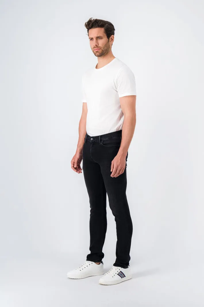 Teddy Smith Jean coupe droite ROCK DUAL MOVE longueur 32 BLACK USED Sale
